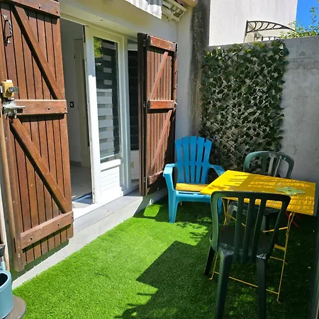 Studette Avec Terrasse Privee Apartamento